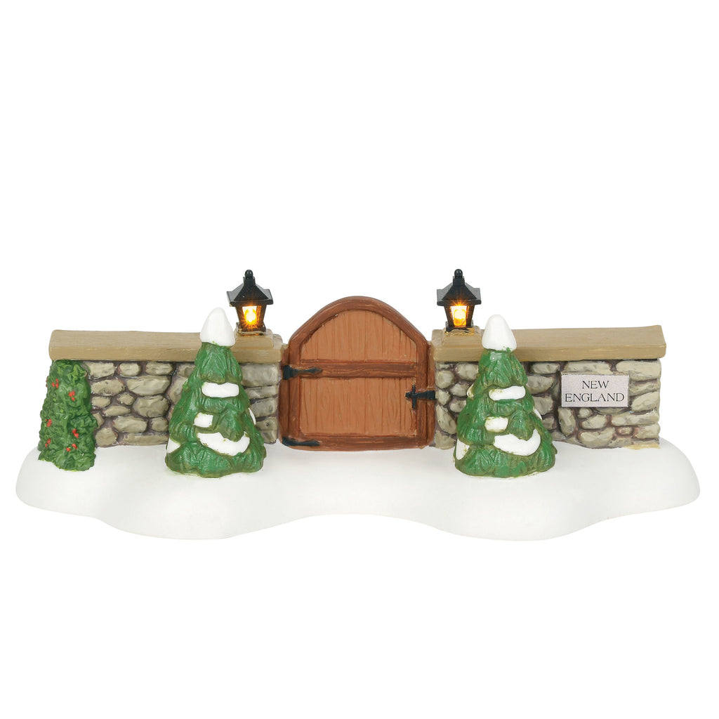 New England Village Gate, 6001759