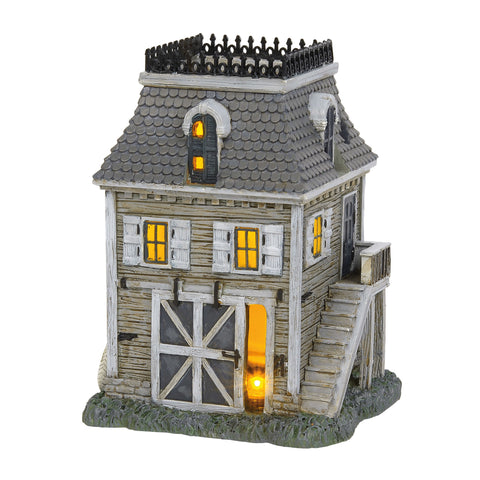 The Addams Family Carriage House, 6004825